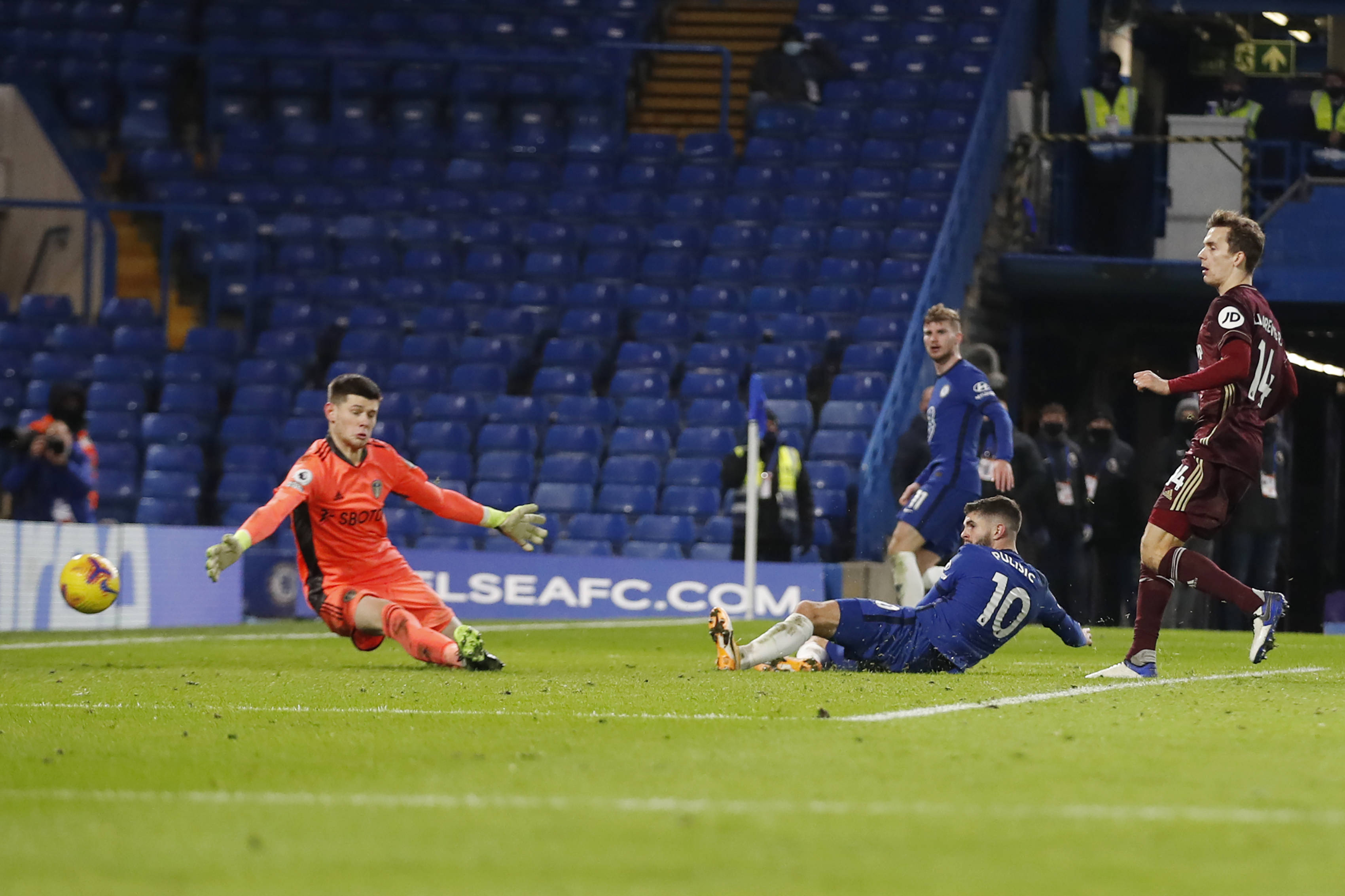 此前一场与 此前一场与